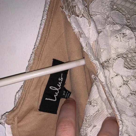 Lulu’s White Lace Dress - Picture 4 of 8